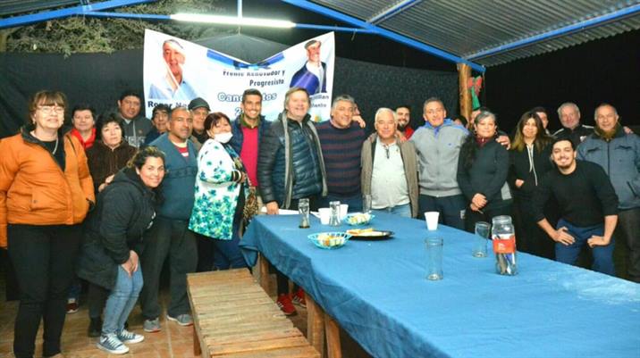 Autoridades y vecinos aúnan esfuerzos para buscar mejoras en un barrio