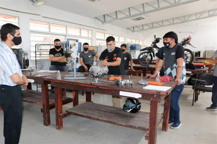 La Escuela de Artes y Oficios de la Unse inscribe para cursos con salida laboral