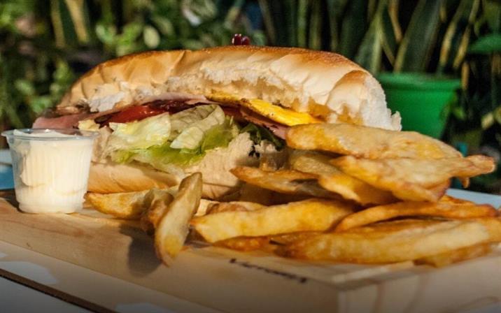 ¿Es el lomito santiagueño un atractivo turístico?