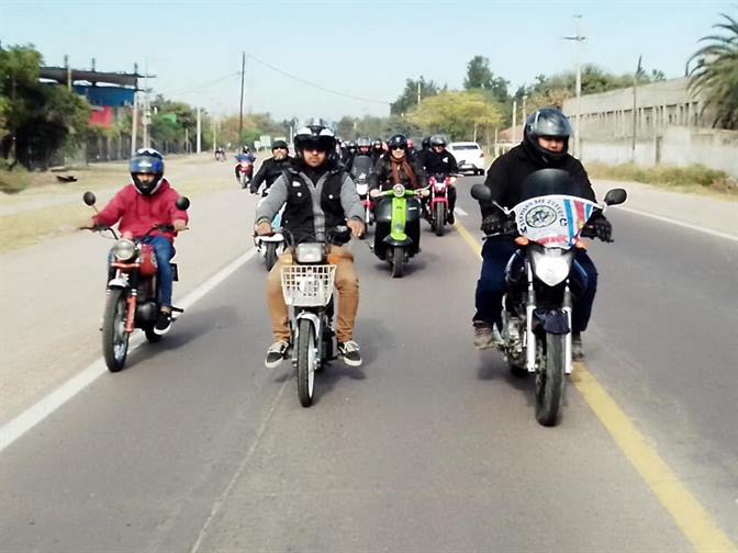 El Zanjón celebró sus 182 años con un gran “Desfile de Motocicletas”