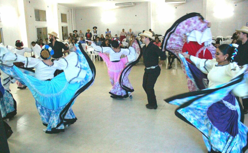 Domingo colmado de danza y música en La Banda