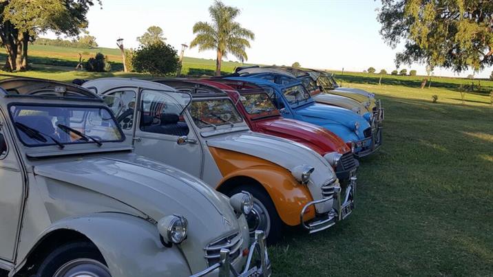 Un grupo de “Citroneros” llegan a Las Termas para promocionar una travesía Un grupo de “Citroneros” llegan a Las Termas para promocionar una travesía
