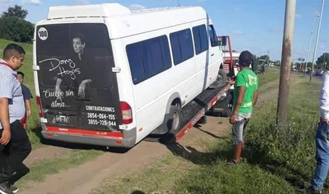 Balean la camioneta del cantante Dany Hoyos en Mar del Plata
