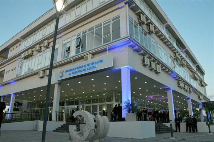 Norma Fuentes convocó a sesión extraordinaria al Concejo Deliberante de la Capital