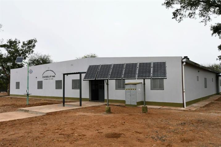 Inauguran un jardín y habilitan la refacción total de una escuela La Firmeza