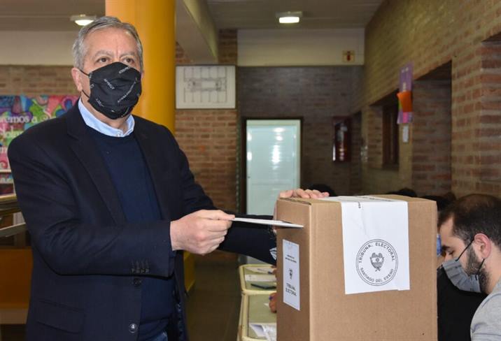 Elías Suárez llamó a sostener la democracia con el voto libre y responsable