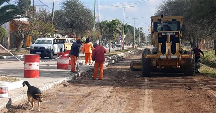 Inician la pavimentación de calles en barrios de Pinto Inician la pavimentación de calles en barrios de Pinto