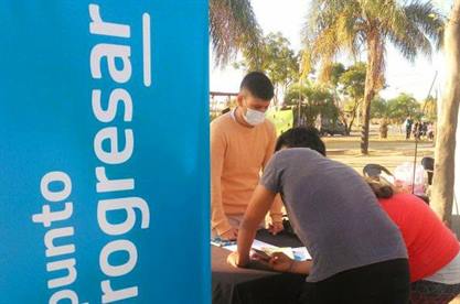 Brindan asesoramiento a estudiantes para inscribir en programa Progresar