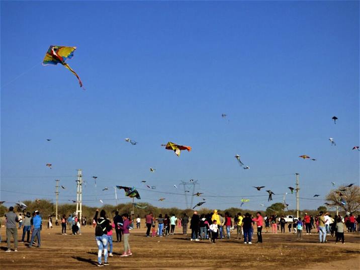 Los barriletes volvieron a volar en San Pedro de Guasayán