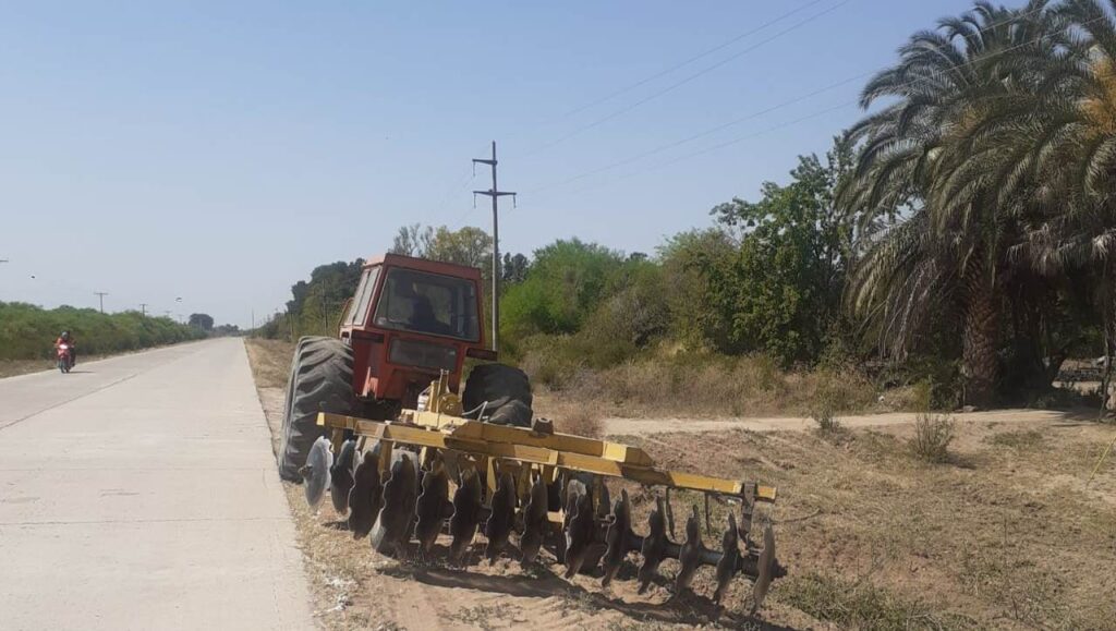Efectúan trabajos de limpieza y mantenimiento en la ruta 89
