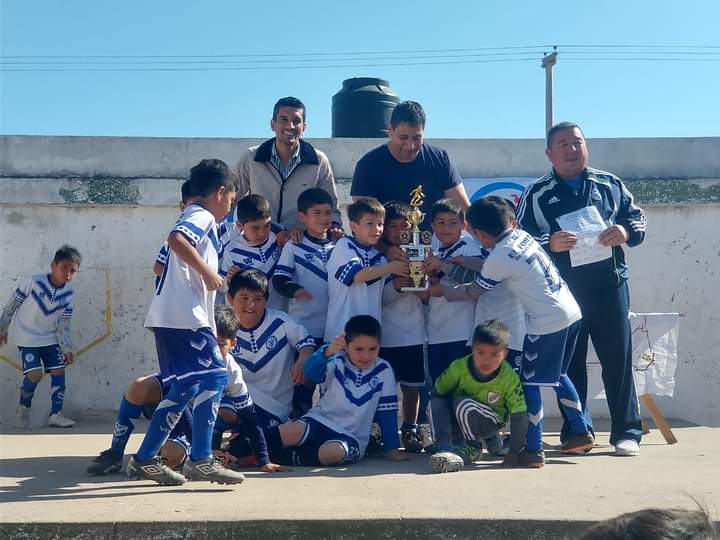 Chicos de La Banda vivirán un domingo a puro fútbol