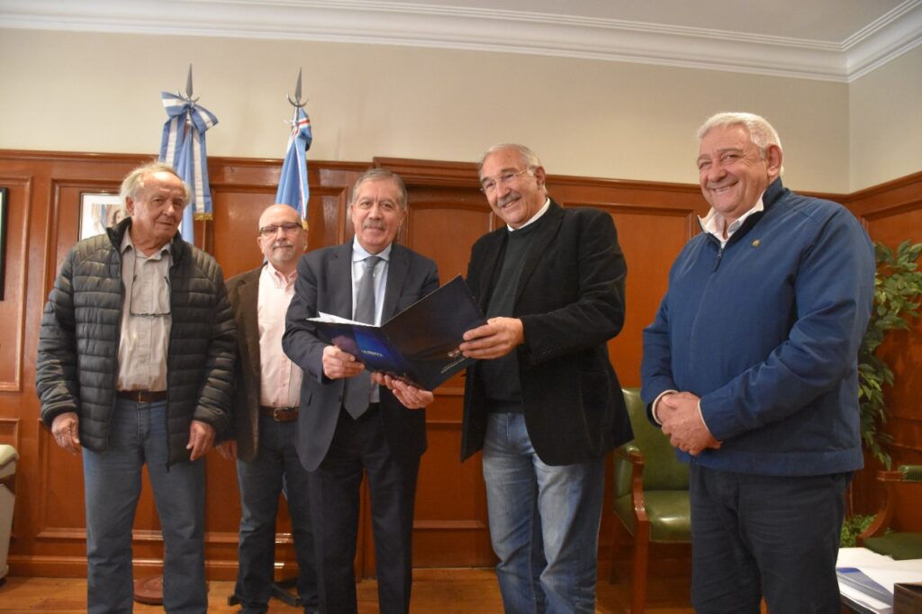 Otorgan un apoyo económico a la Sociedad Ítalo Argentina de Socorros Mutuos de Frías