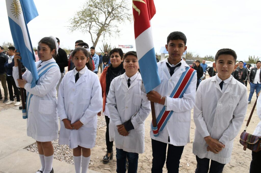 Inauguran una escuela para 26 alumnos en Taco Totorayoj
