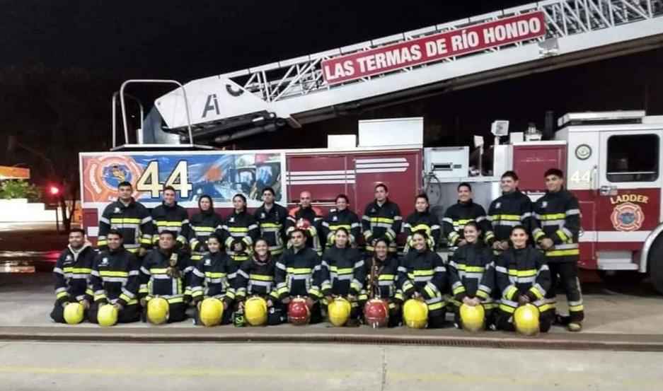 Recaudan fondos para la Escuela de Cadetes de Bomberos Voluntarios de Las Termas