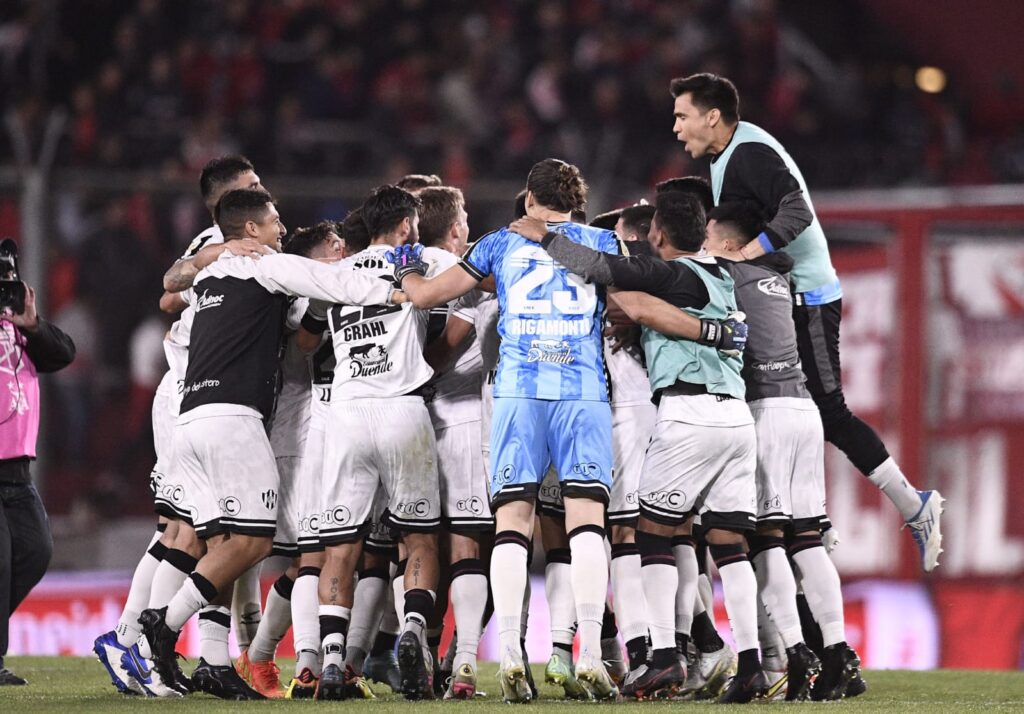 El Ferro festejó en Avellaneda y se salvó del descenso