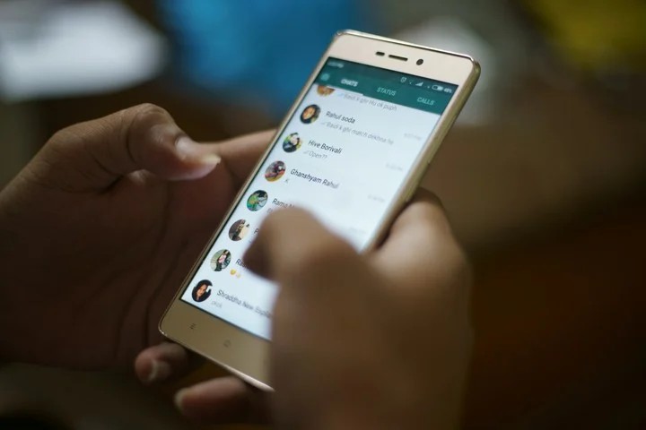 Roban cuentas de WhatsApp a santiagueños y ofrecen dólares “baratos”