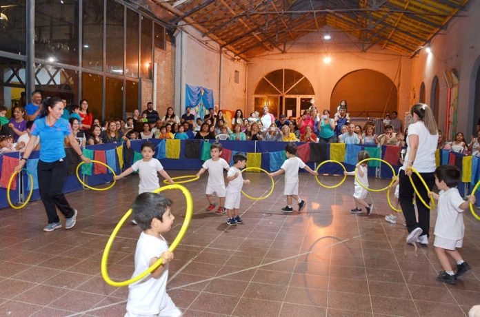 Niños bandeños serán protagonistas de la Muestra de Ciencias y Tecnología Niños bandeños serán protagonistas de la Muestra de Ciencias y Tecnología