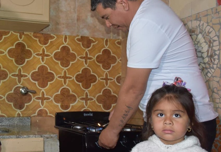 Habilitan red de gas natural para más de 700 familias del barrio Villa del Carmen