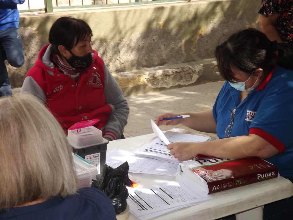 Vecinos de Fernández accedieron a retinografías gratuitas en el hospital zonal