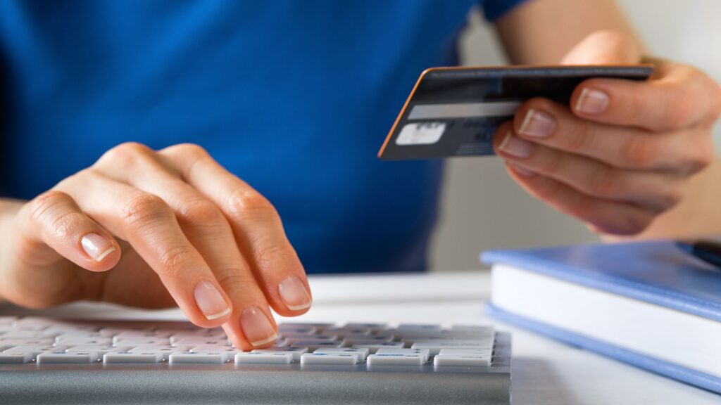 Advierten sobre un incremento de estafas virtuales en La Banda