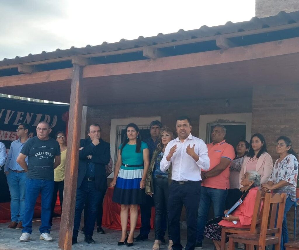 Bandera Bajada celebró sus 77 años con entrega de viviendas sociales Bandera Bajada celebró sus 77 años con entrega de viviendas sociales