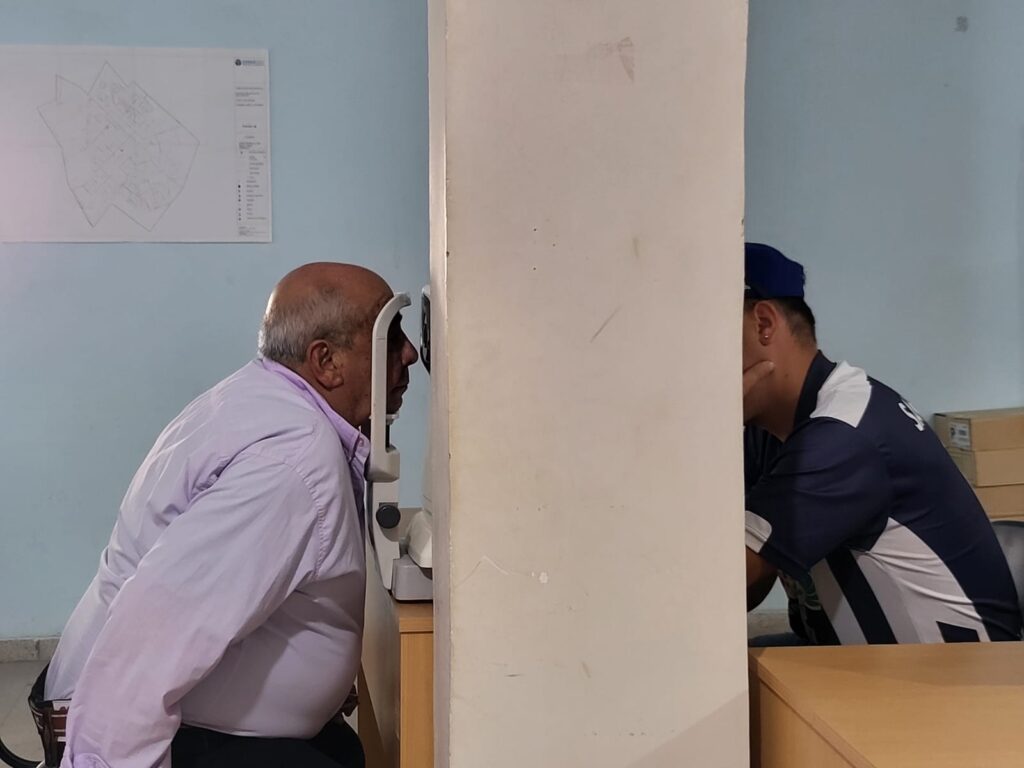 Atienden a unos 500 vecinos en un operativo oftalmológico en Clodomira
