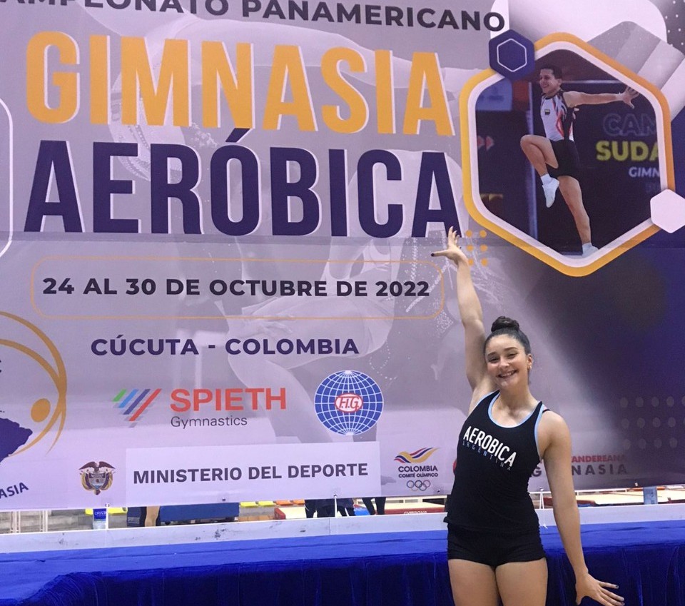 Gimnasta bandeña se lució en un campeonato en Colombia