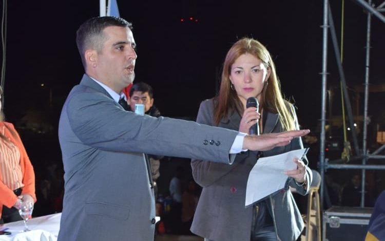 Javier Carabajal juró como nuevo intendente de Los Juríes