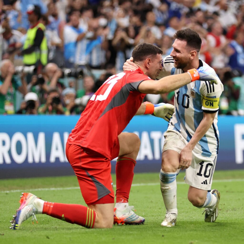 QUIERO VALE 4! QUIERO VALE 4!