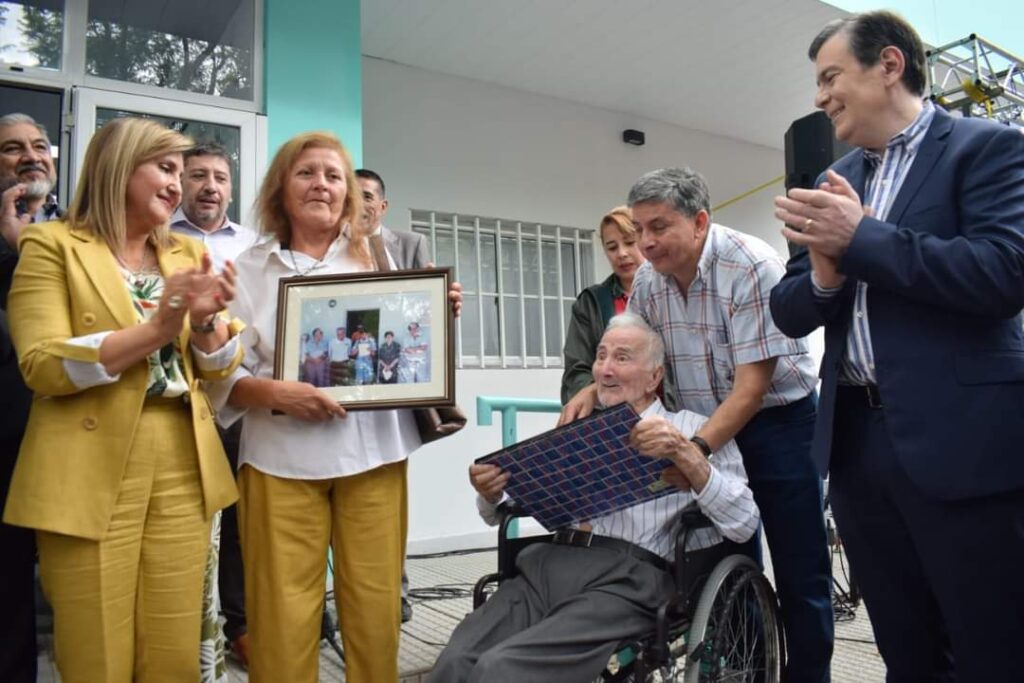 Emoción en el barrio 8 de Abril por la inauguración de su nuevo Caps