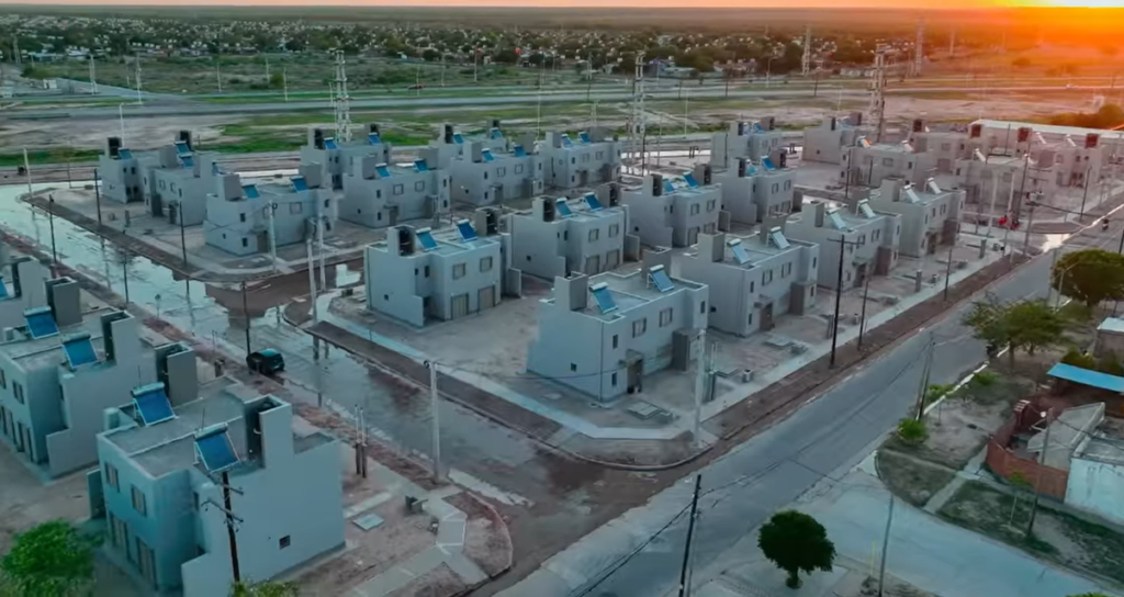 Inauguran un moderno complejo de dúplex en el sur de la Capital