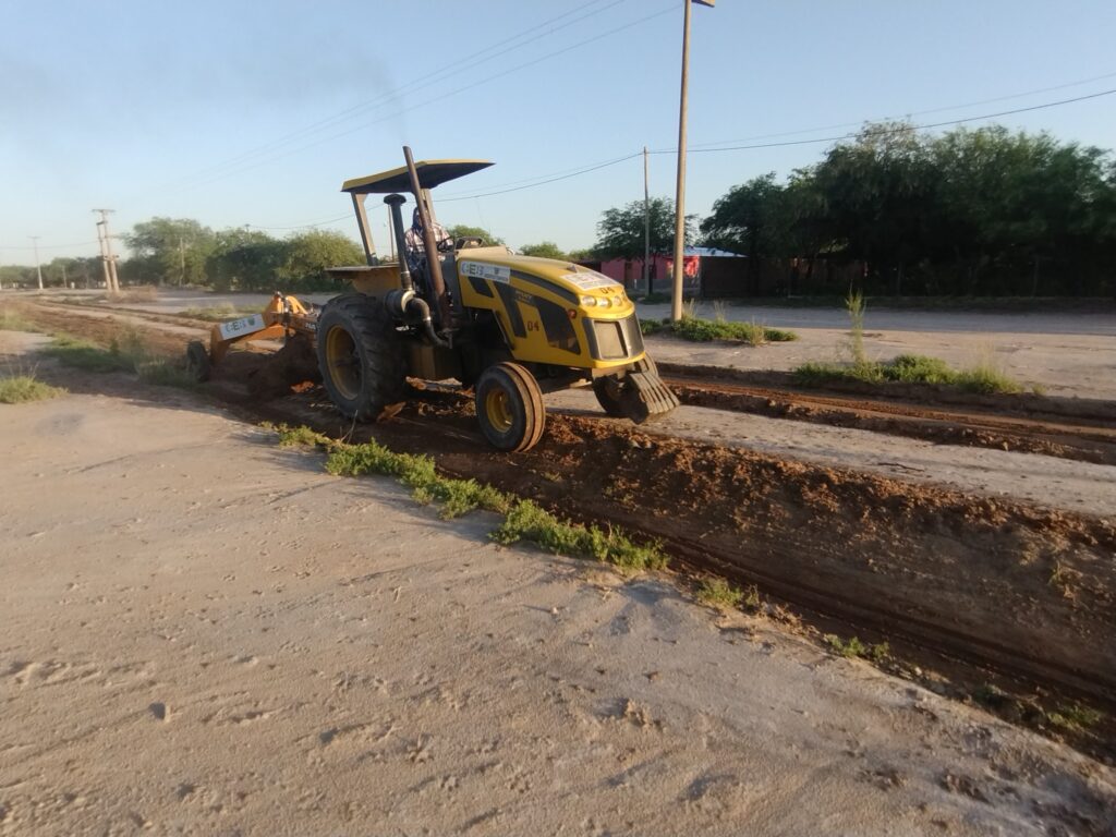 Continúa el plan reordenamiento urbano en calles de Colonia El Simbolar