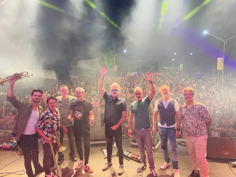 Los Pericos y La Franela le pondrán ritmo a la Fiesta de la Cerveza