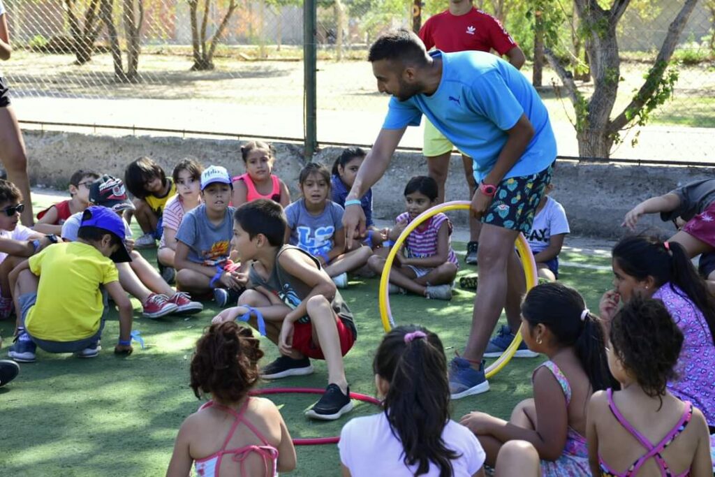 Realizan jornada multidisciplinaria en la Escuela de Verano de Frías