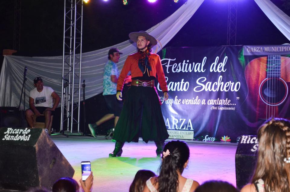 Ultiman detalles para el Festival del Canto Sachero en Garza