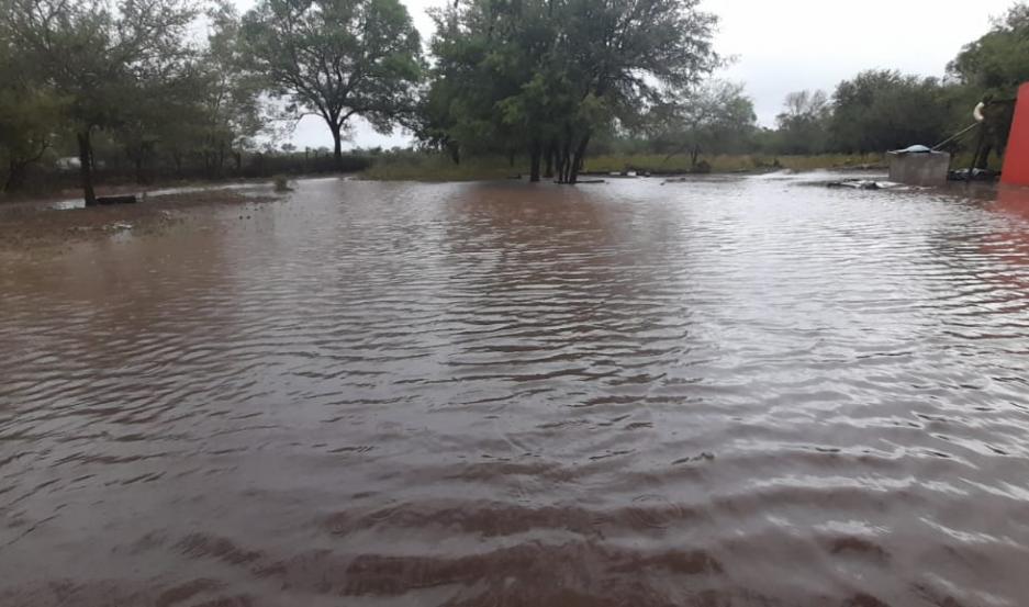 El cambio llegó a Santiago del Estero con fuertes de viento y lluvia torrencial