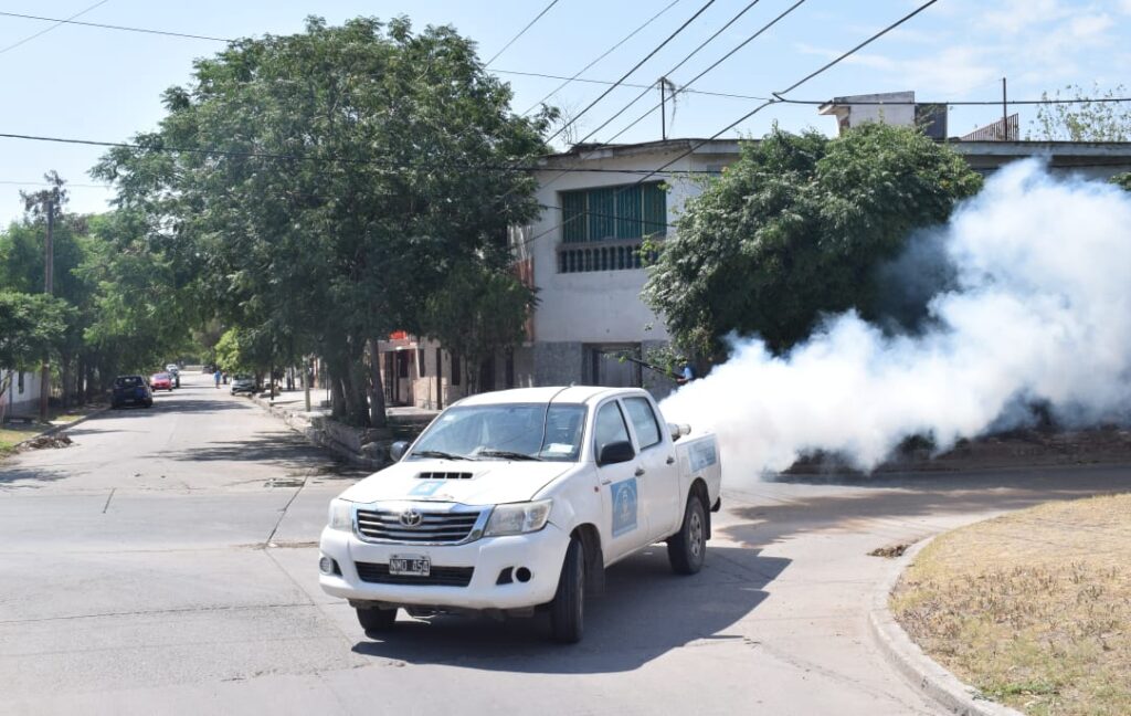 Continua el programa de fumigación Continua el programa de fumigación