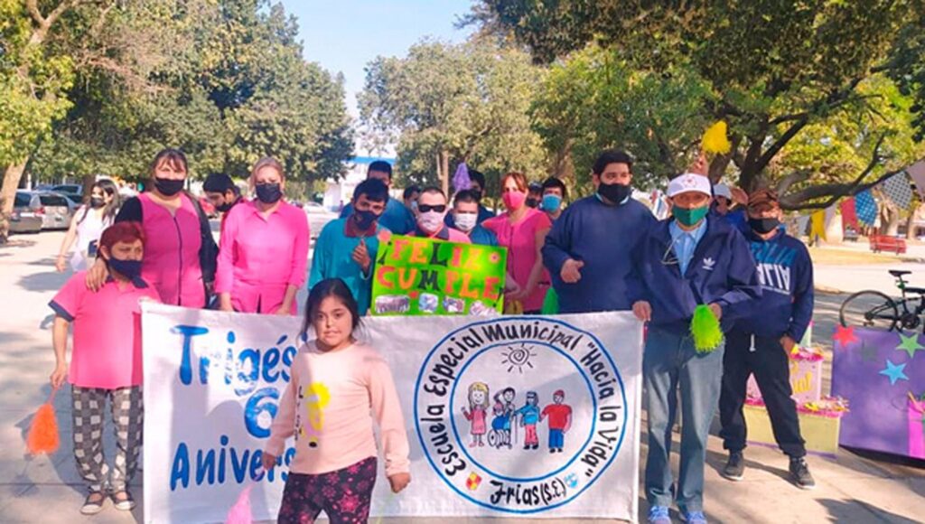 Inscriben para el ciclo lectivo 2023 en la Escuela Especial “Hacia la Vida”