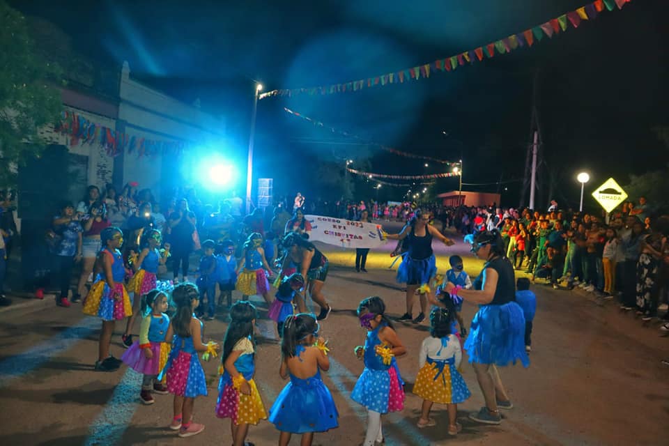 Vecinos de Figueroa le pusieron alegría y color a los “Carnavales Cañadenses”