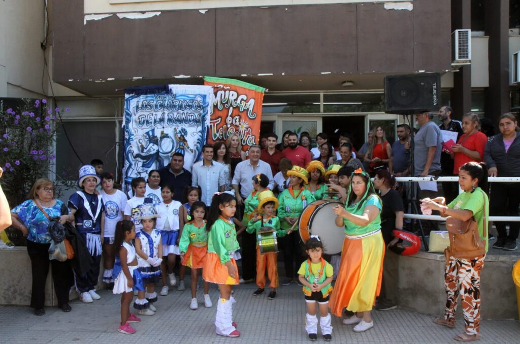 El Gran Desfile Murguero reunirá a cientos de bailarines en La Banda