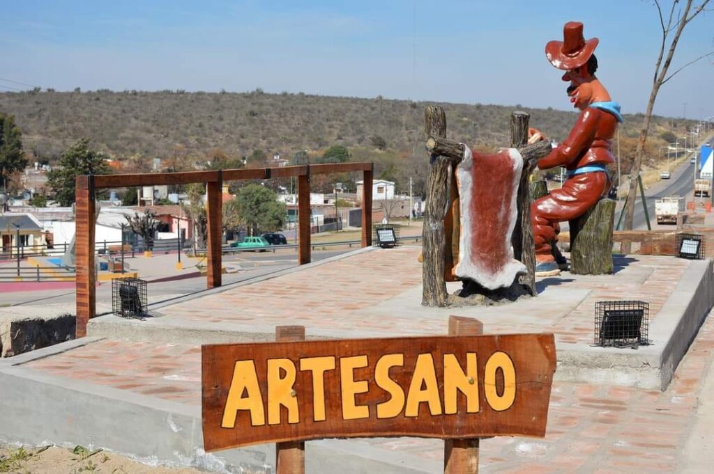 Ojo de Agua prepara la nueva edición del Festival Nacional del Artesano Ojo de Agua prepara la nueva edición del Festival Nacional del Artesano