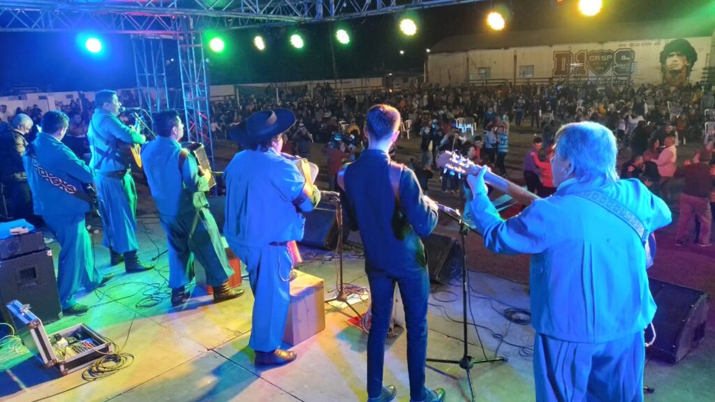 Los pinteños vivieron el Carnaval 2023 con dos noches a puro ritmo