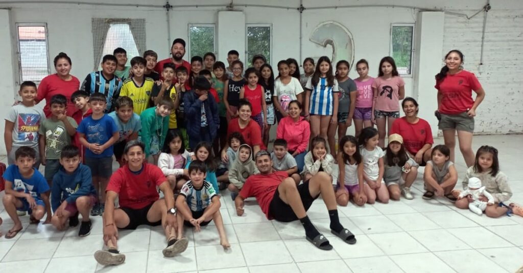 Un centenar de chicos disfrutaron de la colonia de vacaciones de Social Pinto