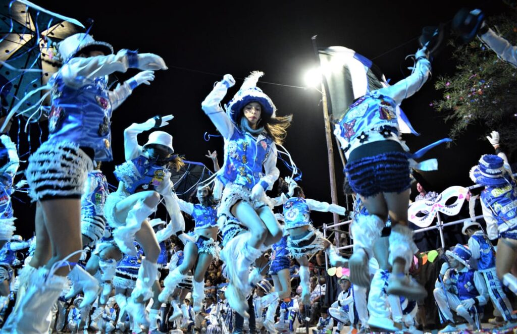 Carnaval toda la vida: Arranca el “Corso Santiago Ciudad 2023”