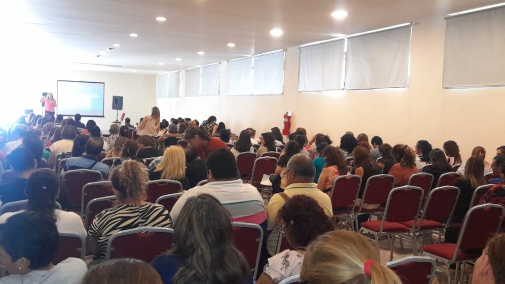 Docentes de Termas se capacitaron sobre “Buenas prácticas de evaluación”