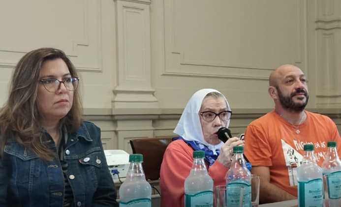 Buscarita Roa compartió una charla con estudiantes del Colegio Absalón Rojas