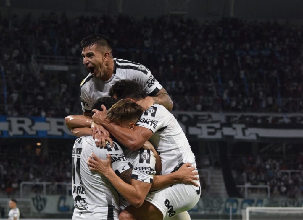 Central Córdoba buscará sumar de a tres en su visita a Banfield  