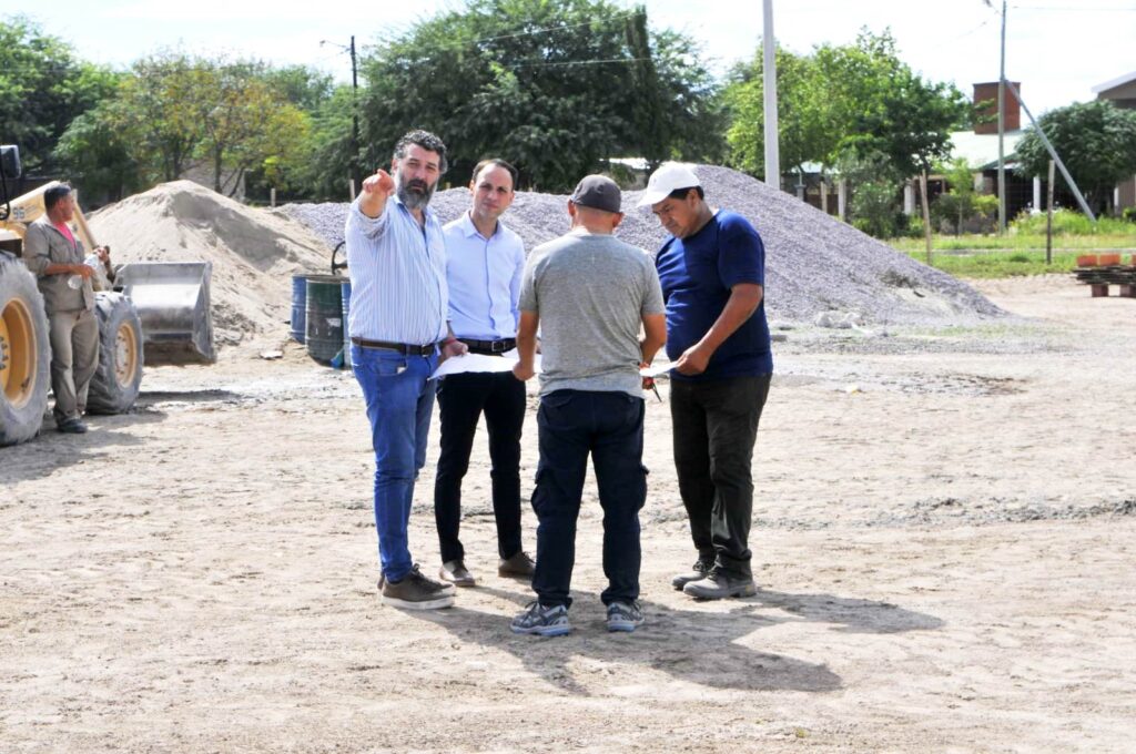 Construirán un complejo polideportivo y natatorio cubierto en Fernández