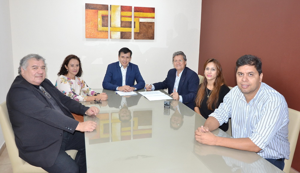 Humanidades firmó un convenio con la Universidad Popular Manuel Belgrano