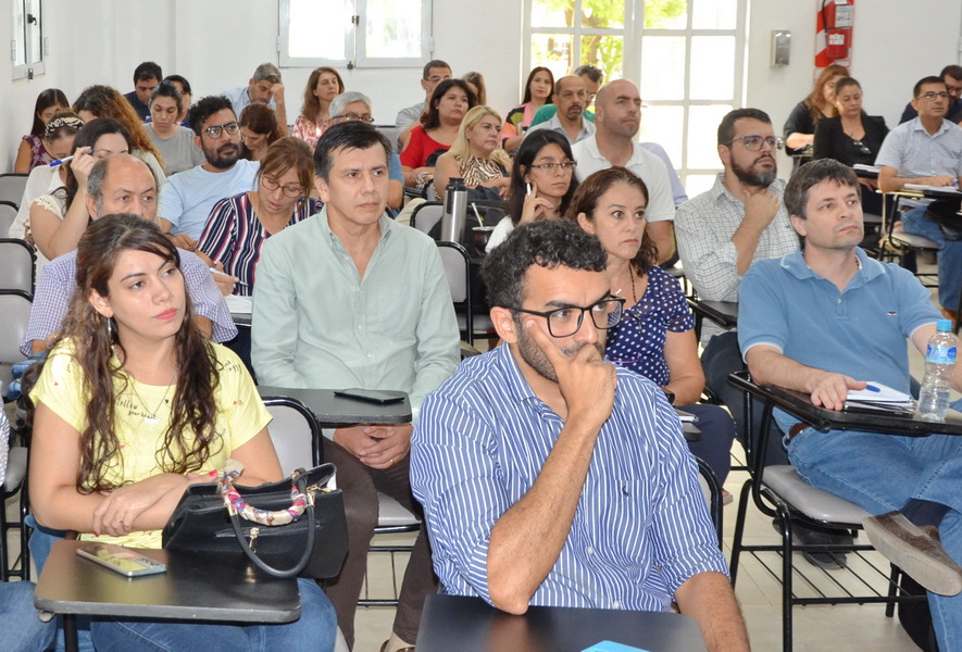 Docentes investigadores de Humanidades participaron de una capacitación del PRINUAR